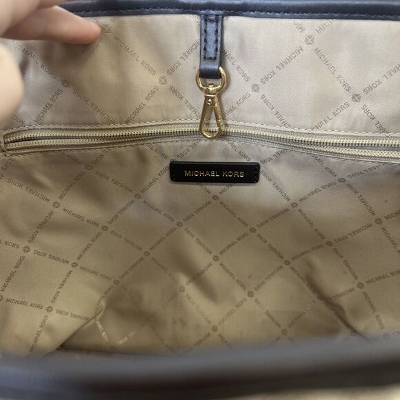 MICHAEL KORS Jet Set Charm Multi Carryall Tote Brown/Ivory LOGO Pattern Purse - Picture 15 of 16